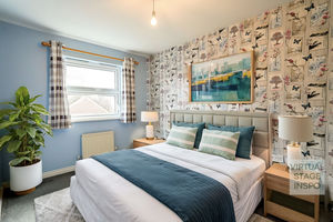 Photo 25- click for photo gallery